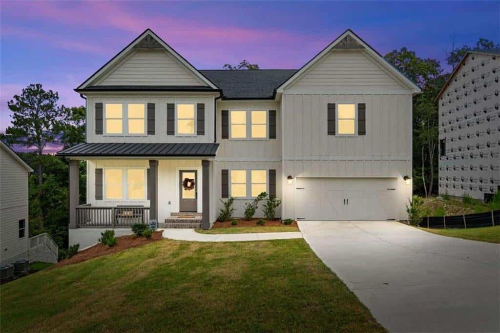 Listing photo 2