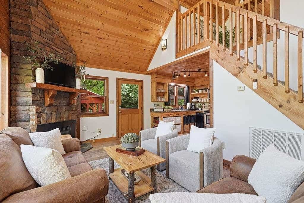 Listing photo 6