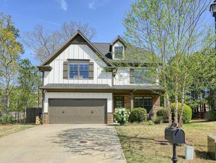 653 Royal Crest Court, Canton, GA 30115