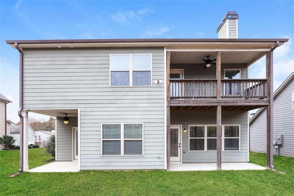 Listing photo 2