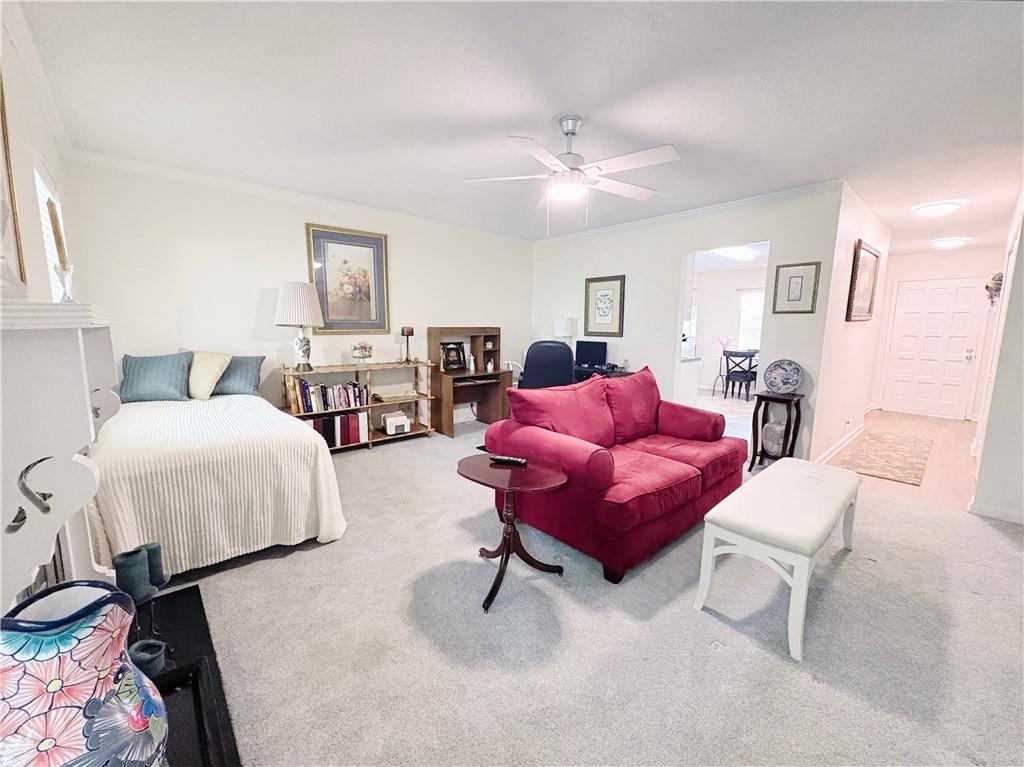 Listing photo 6