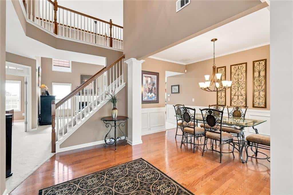 Listing photo 3