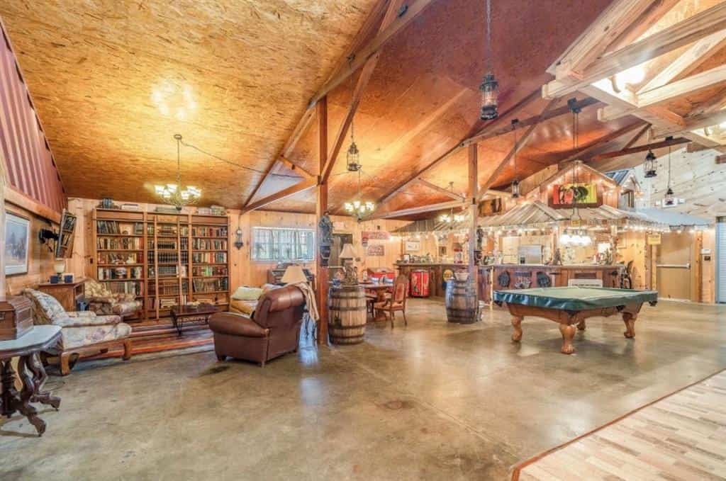 Listing photo 6