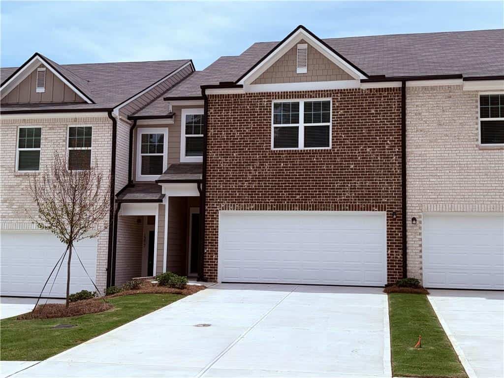2017 Pienza Drive, Mcdonough, GA 30253
