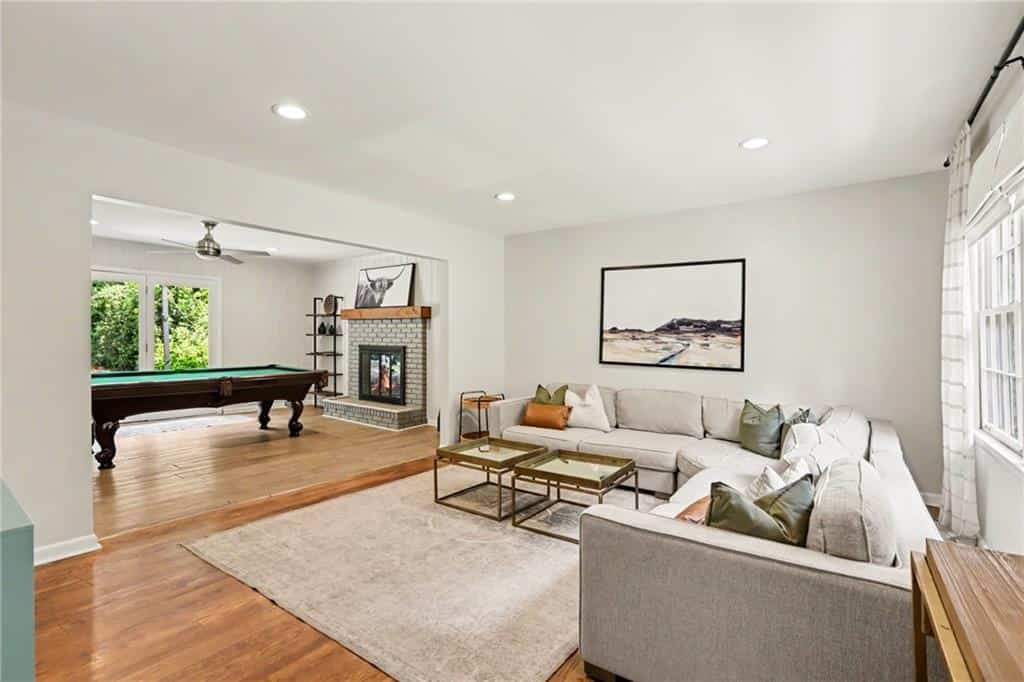 Listing photo 6
