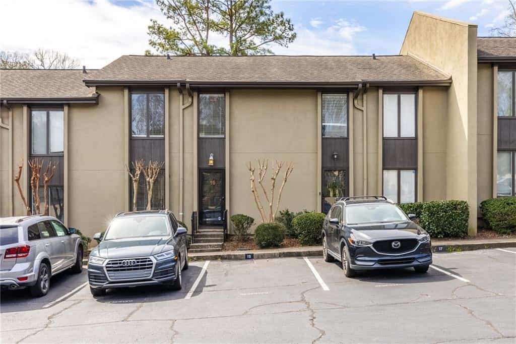 15 Ivy Square NE, Atlanta, GA 30342