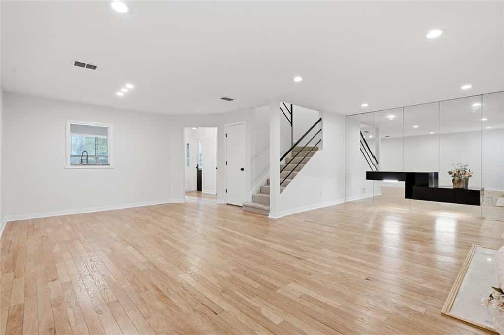 512 Mcgill Place NE, Atlanta, GA 30312