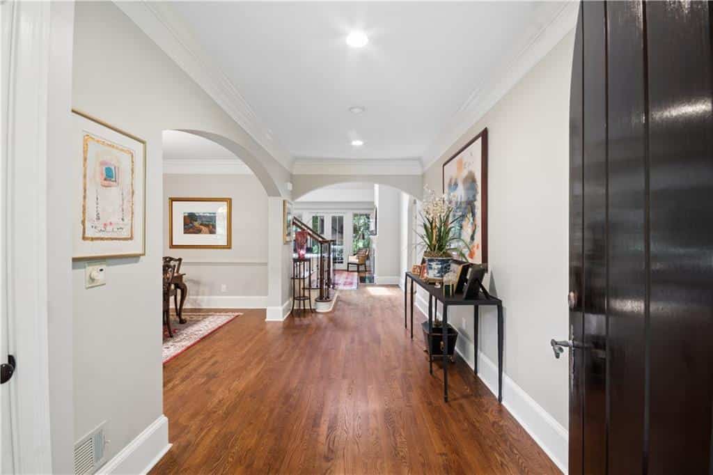 Listing photo 6