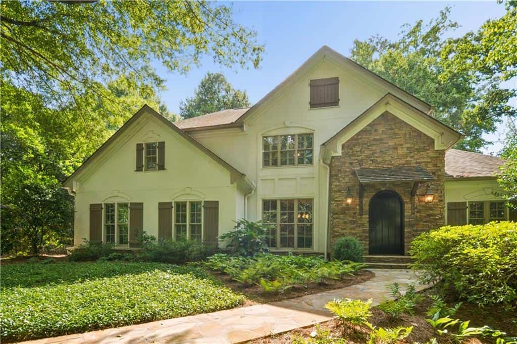 Listing photo 3