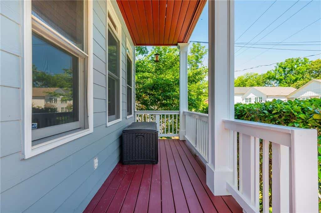 Listing photo 6