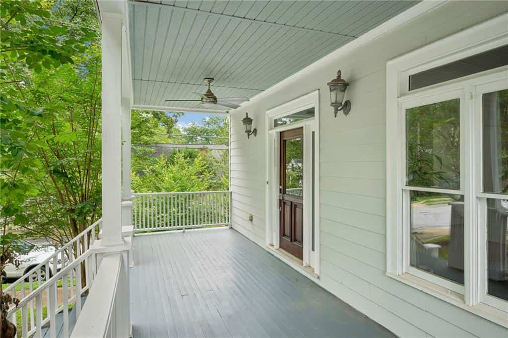 Listing photo 6