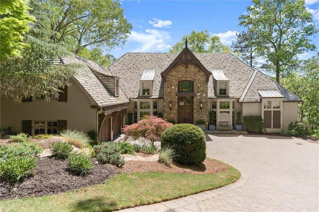 581 Pine Valley Road SE, Marietta, GA 30067