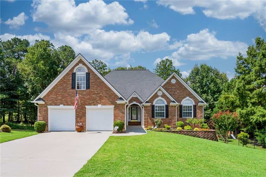 637 Glen Valley Way, Dacula, GA 30019