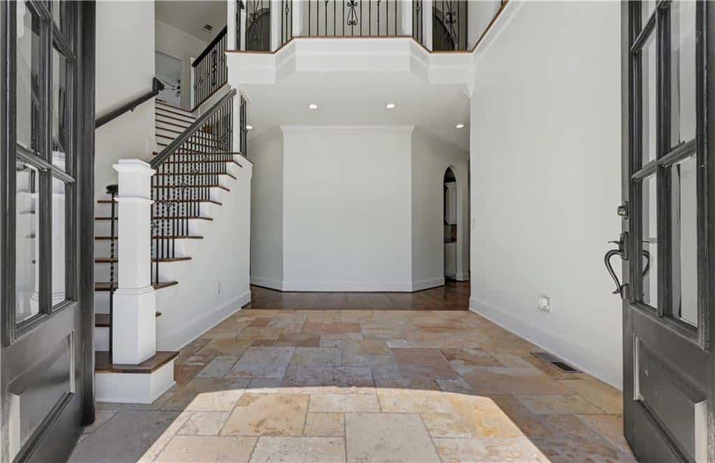 Listing photo 6