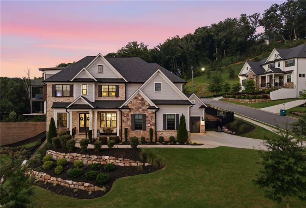2775 Twisted Oak Lane NE, Marietta, GA 30066