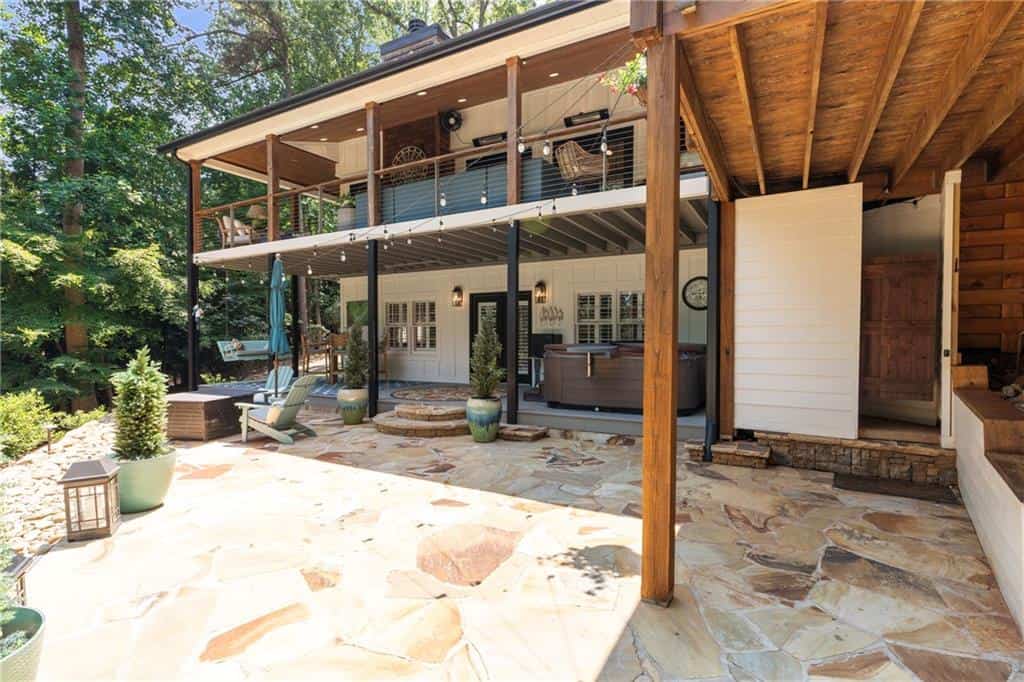 Listing photo 6