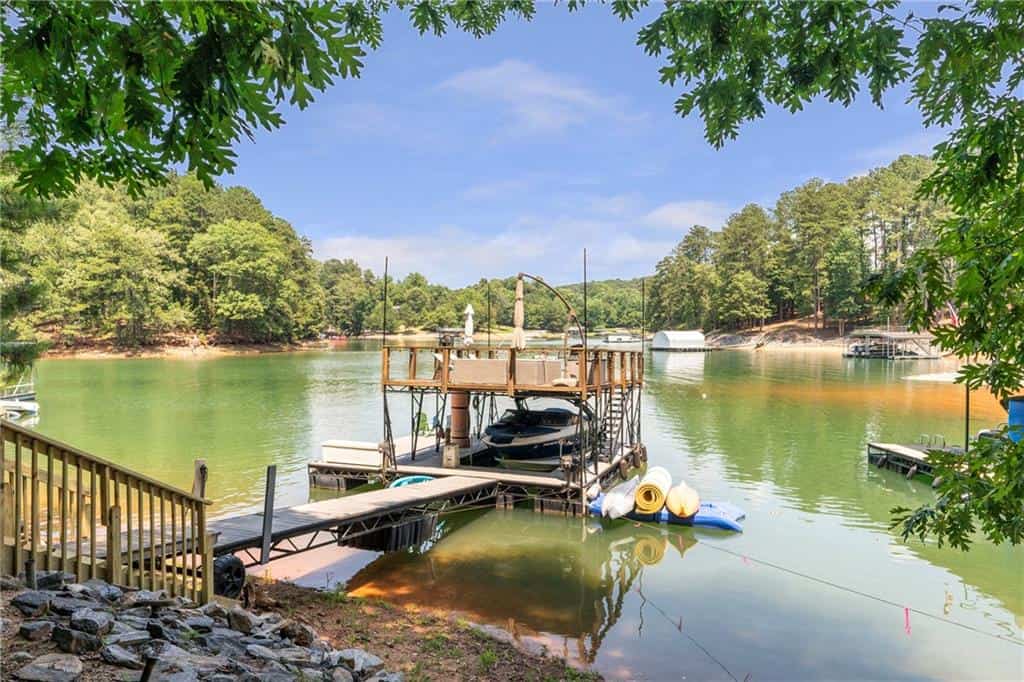 4886 Propes Drive, Oakwood, GA 30566