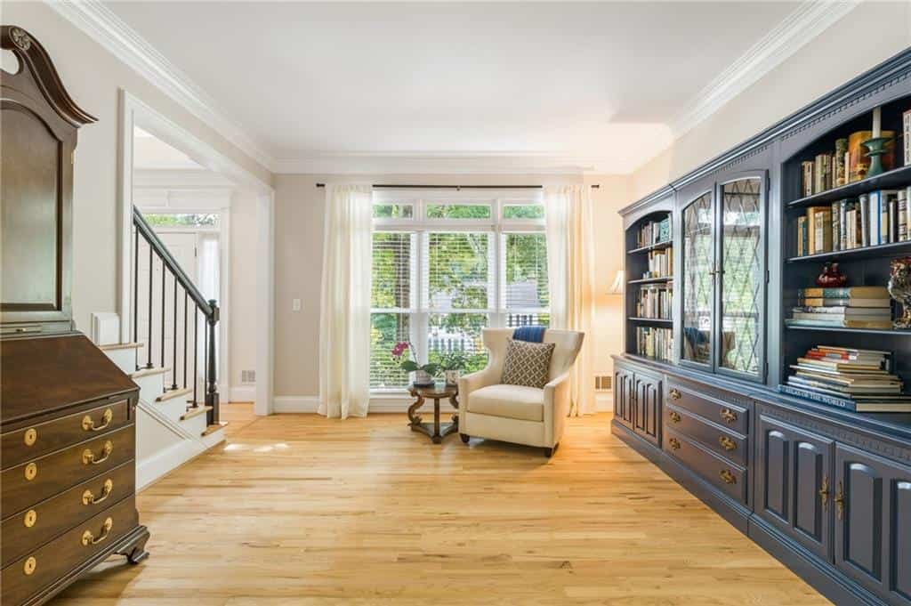Listing photo 6