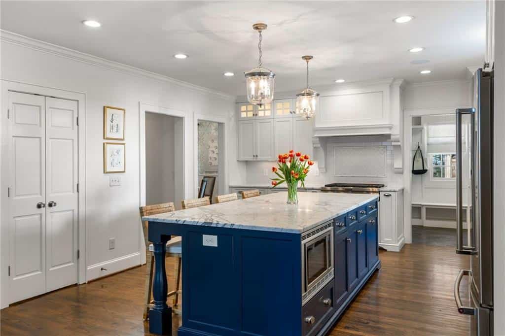 Listing photo 6