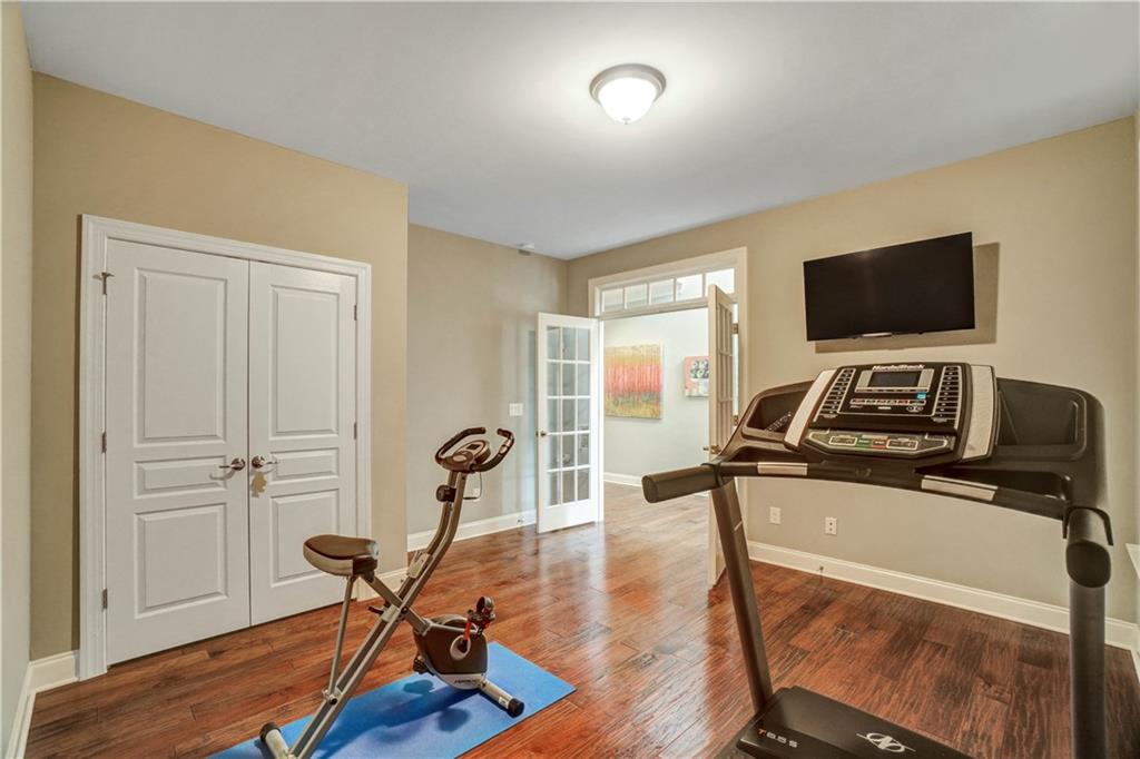 Listing photo 6