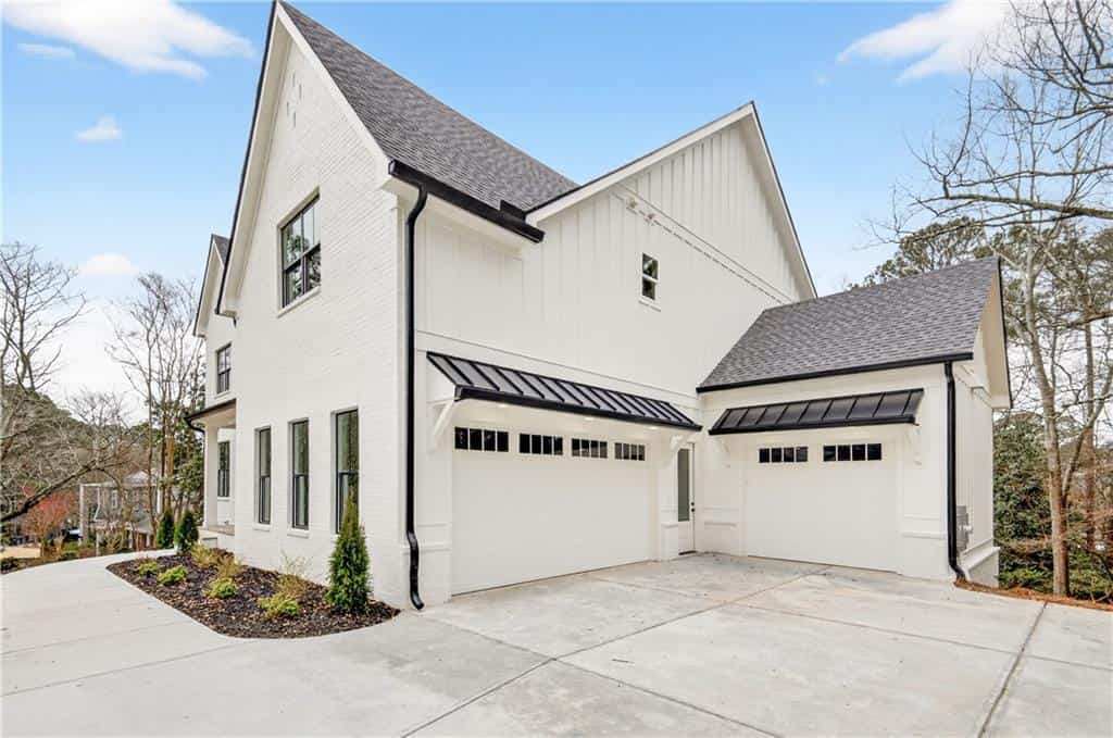 Listing photo 6