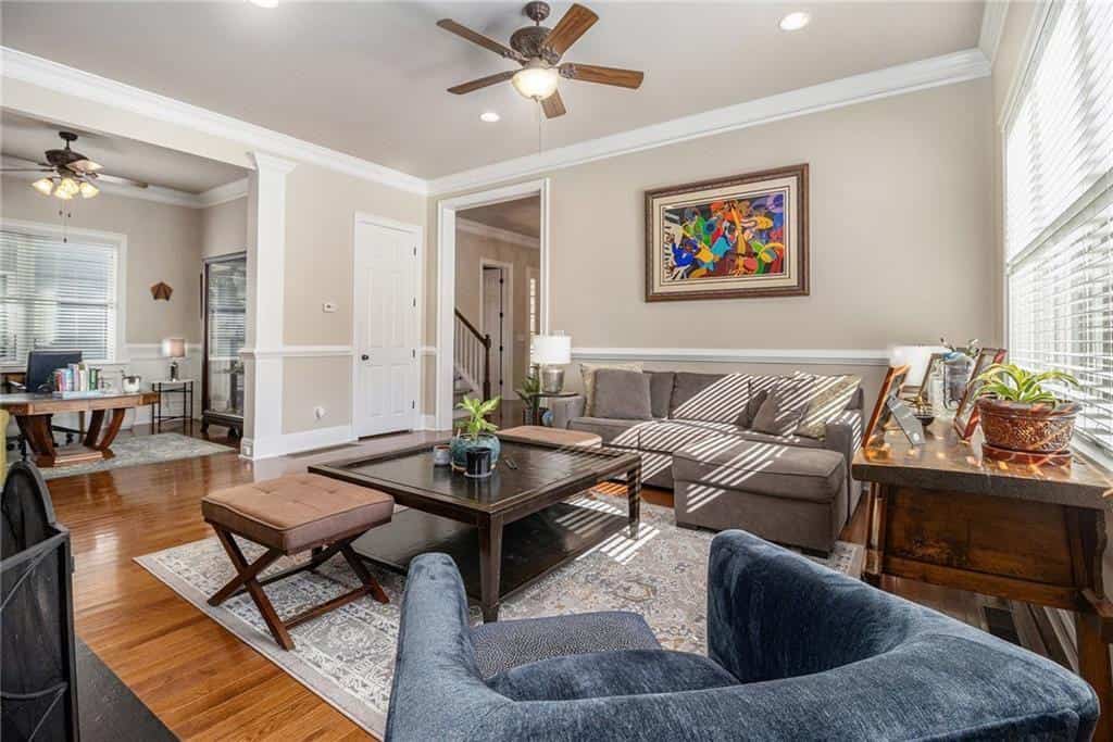 Listing photo 6