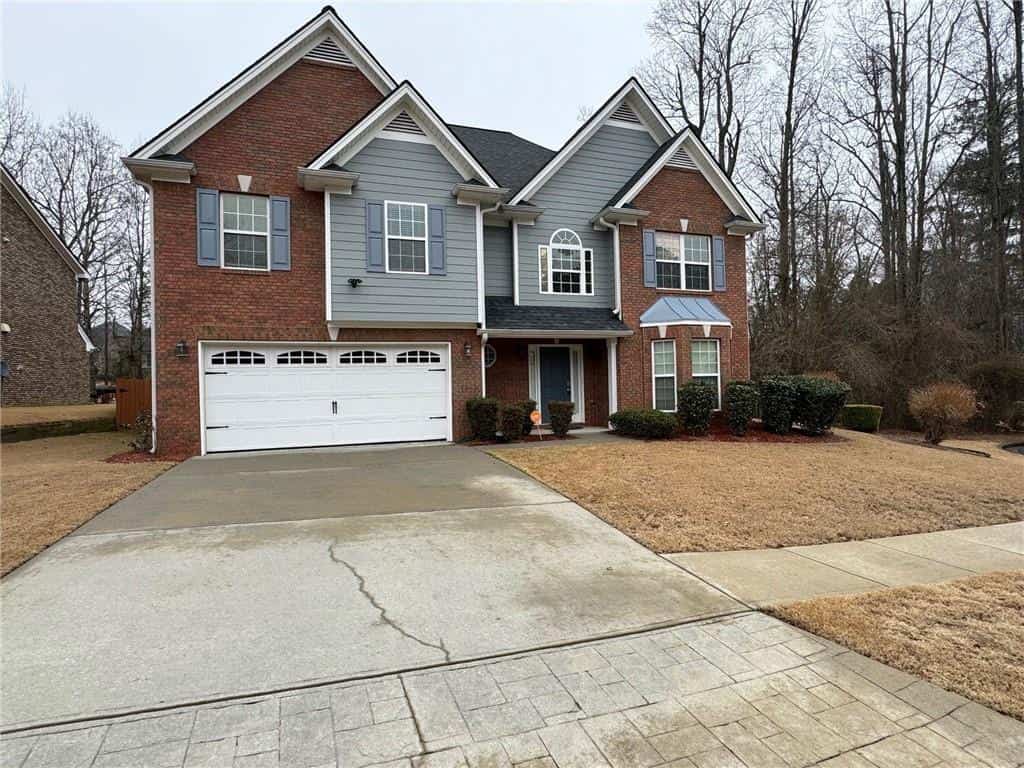 Listing photo 2