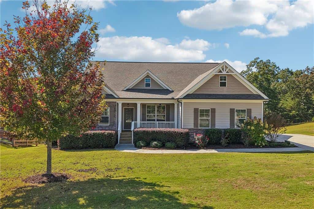 6530 Providence Lake Drive, Gainesville, GA 30506