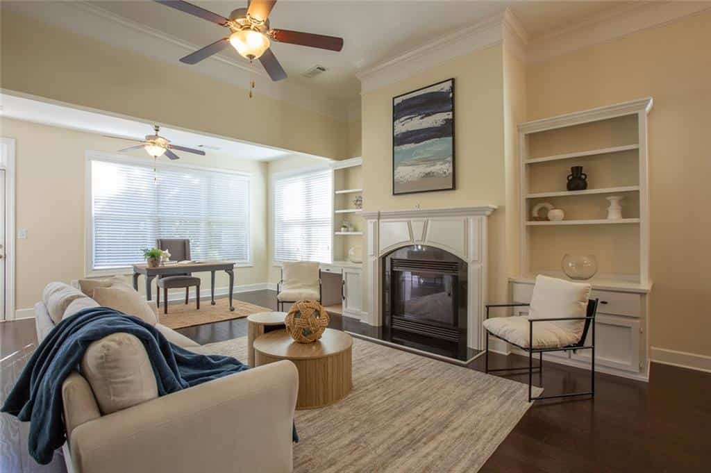 Listing photo 6