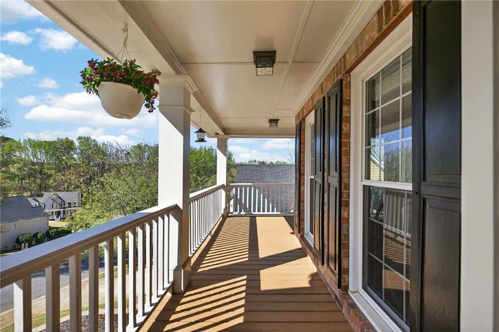Listing photo 6