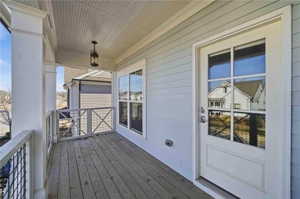 Listing photo 6
