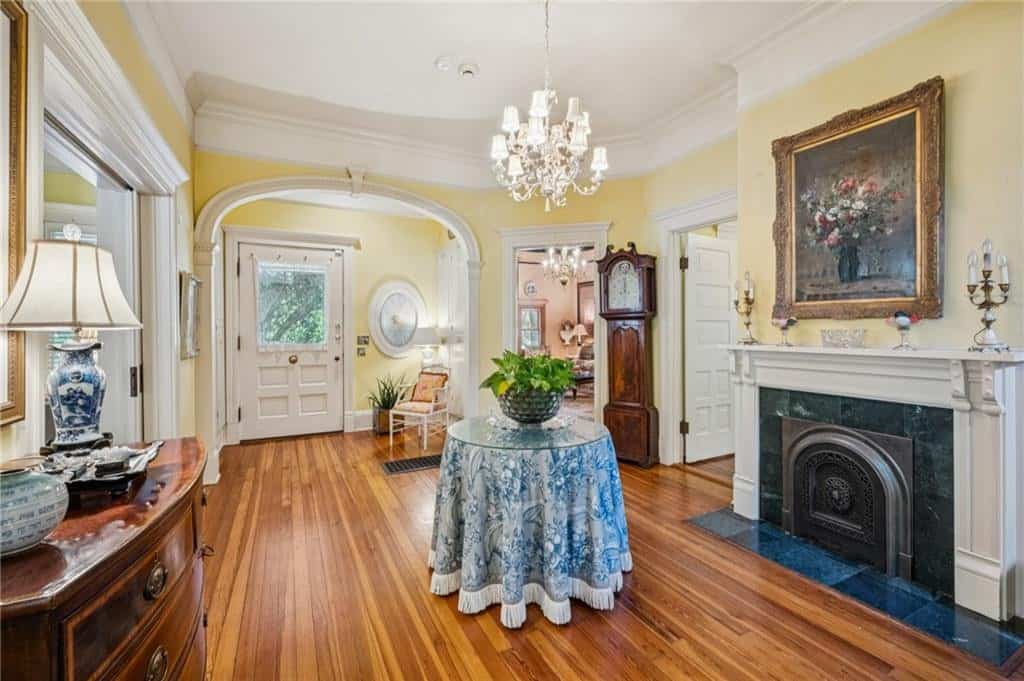 Listing photo 6