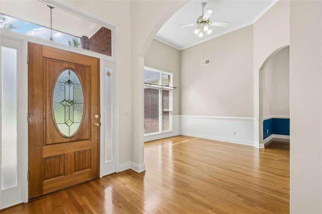 Listing photo 6