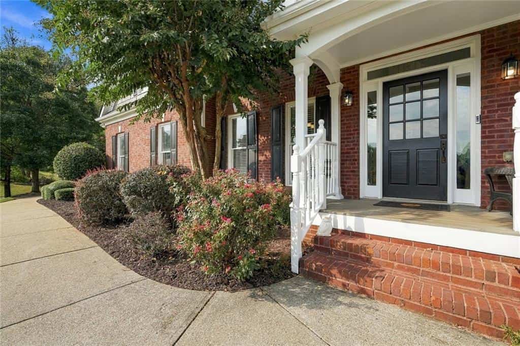 Listing photo 6