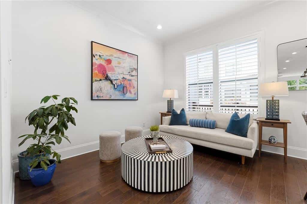 Listing photo 6