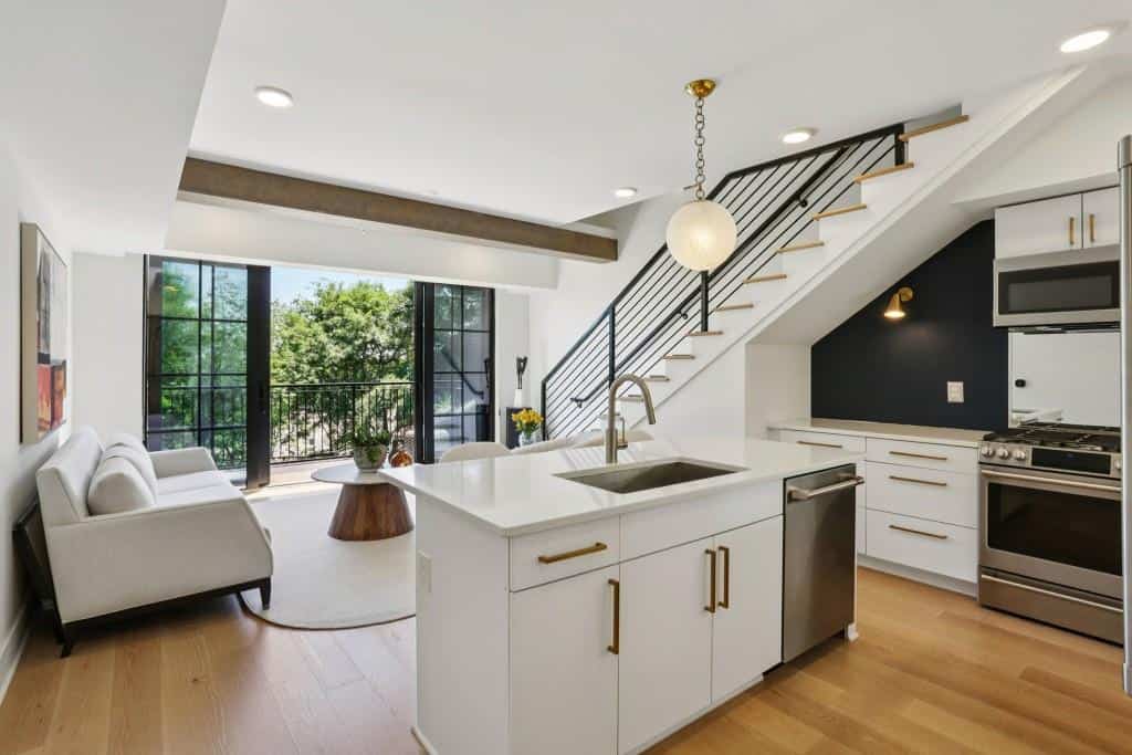 346 Peters Street SW 303 #303, Atlanta, GA 30313