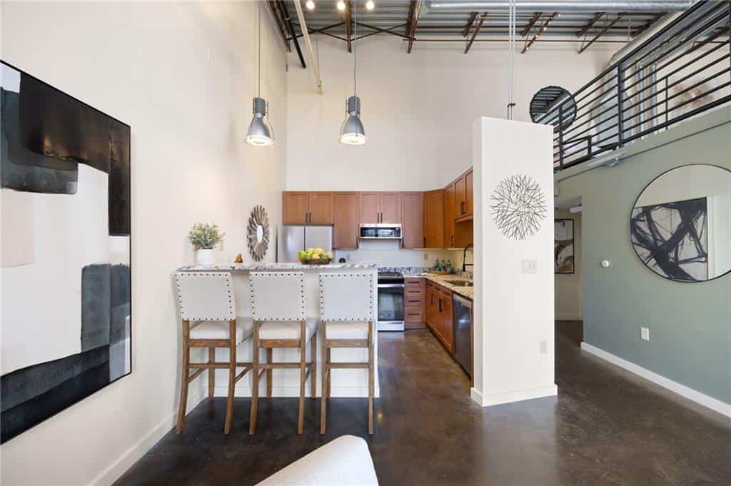 Listing photo 6