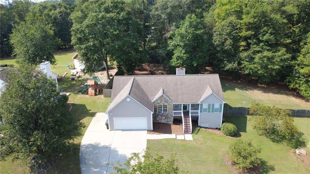 4345 Lexington Ridge Drive, Loganville, GA 30052