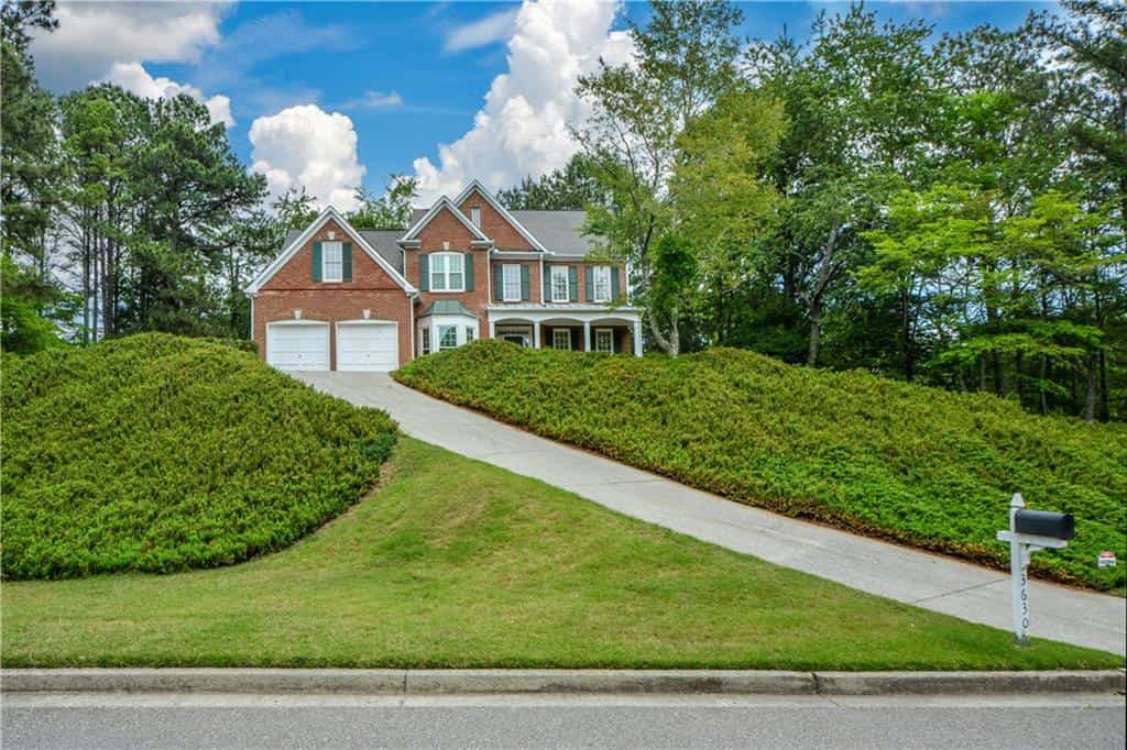 Listing photo 4