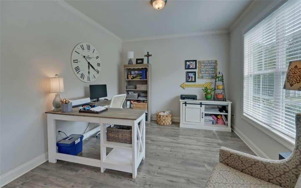 Listing photo 6