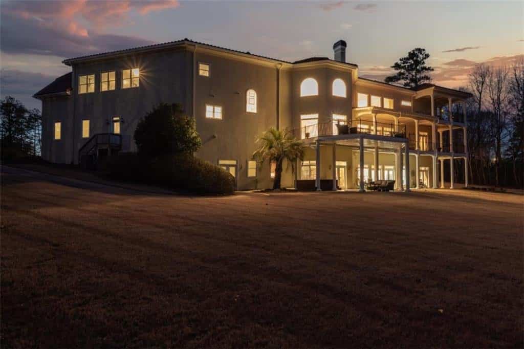 1005 Oak Mountain Road, Carrollton, GA 30117