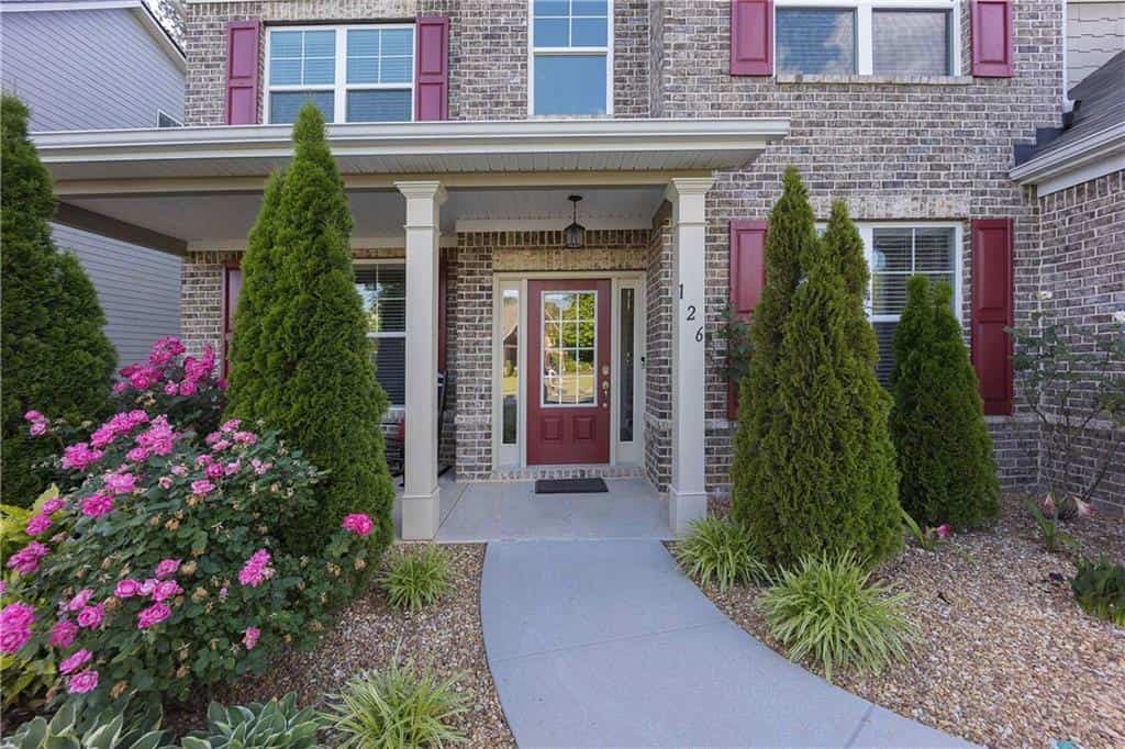 Listing photo 3