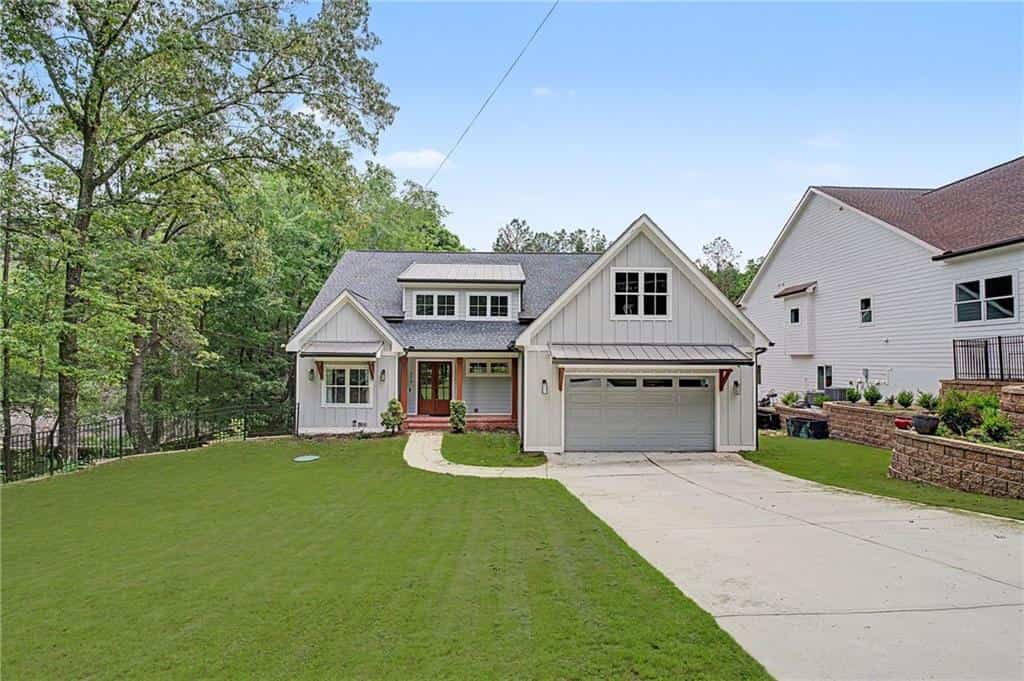 Listing photo 3