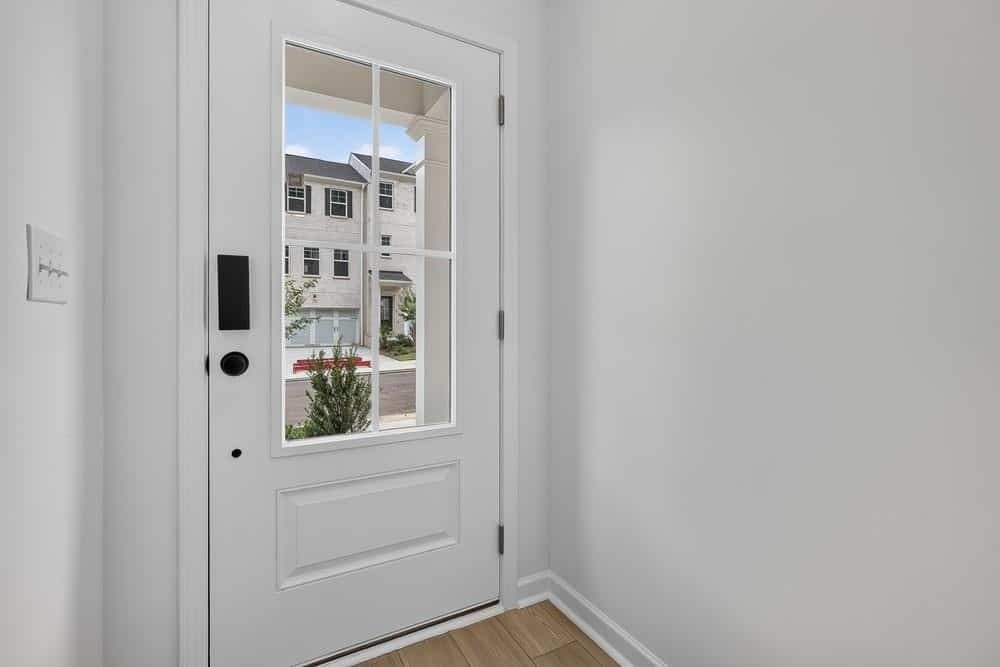 Listing photo 6
