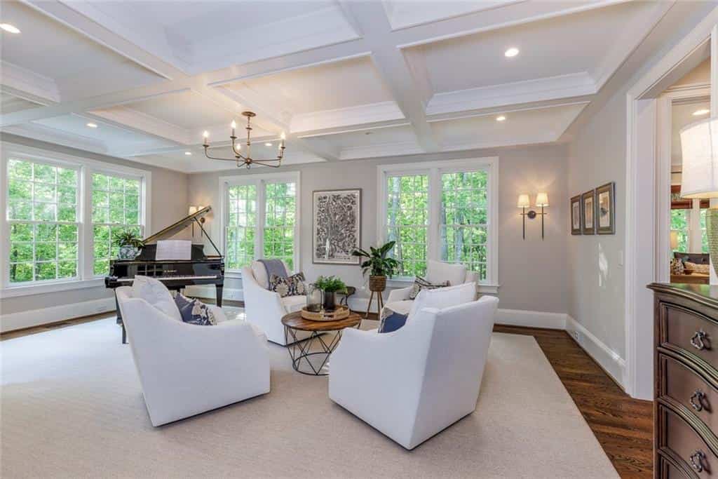 Listing photo 6