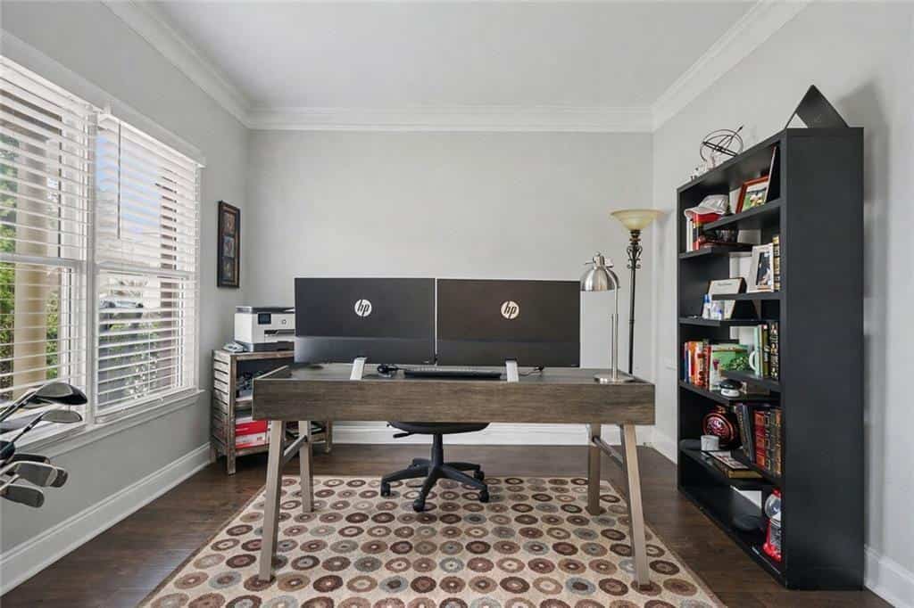 Listing photo 6