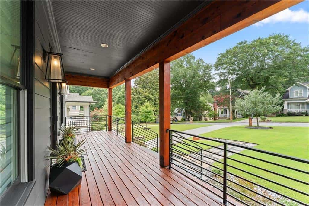 Listing photo 6