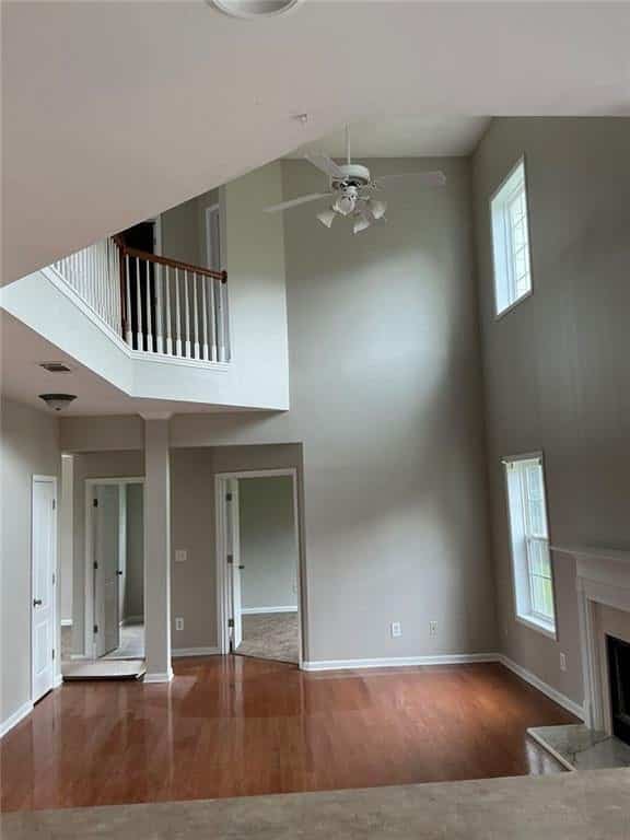 Listing photo 6
