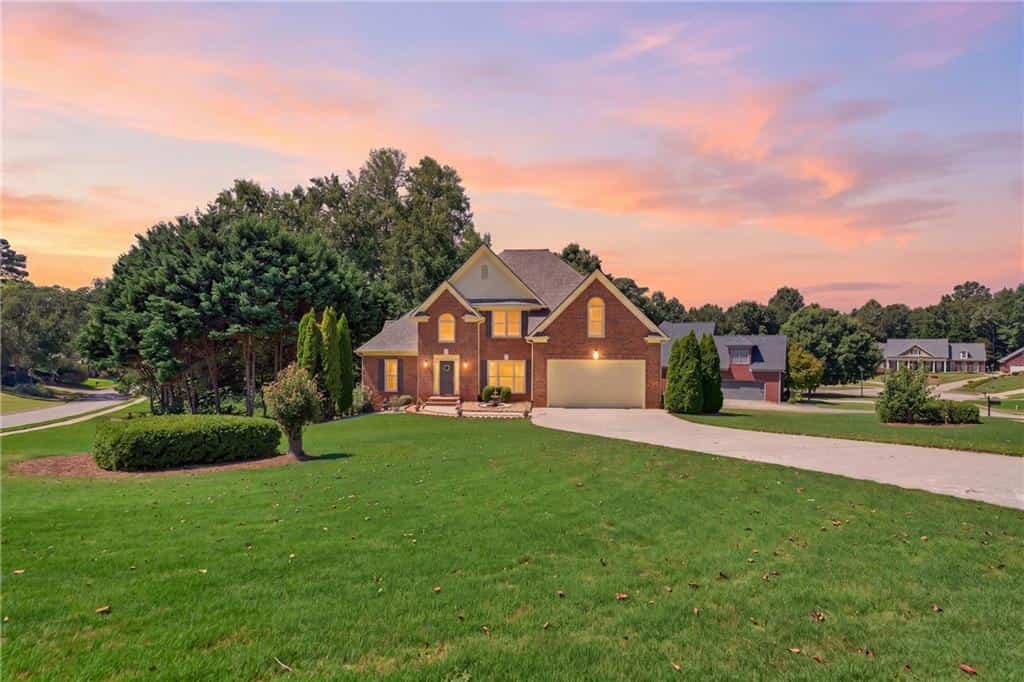 5755 Shoals Drive, Buford, GA 30518