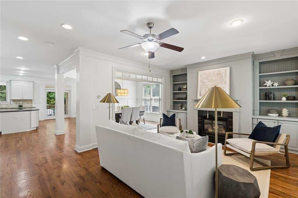 Listing photo 6